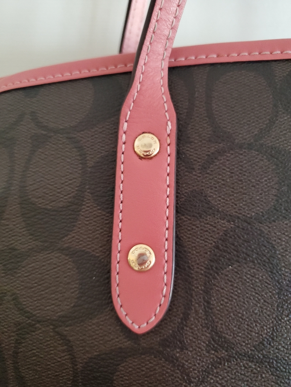 Coach Drawstring Carryall in Signature Canvas, model F57842 And Coach Dustbag - Picture 7 of 16